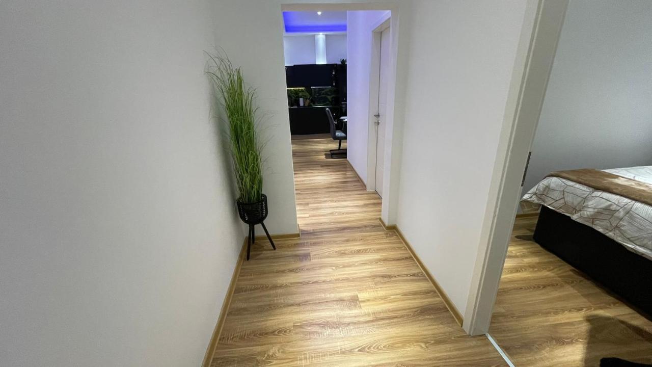 D&D Schonbrunner Deluxe Apartment Вена Экстерьер фото